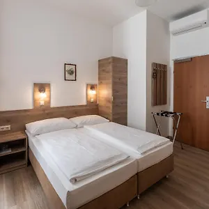 Hotel Terminus, Vienna