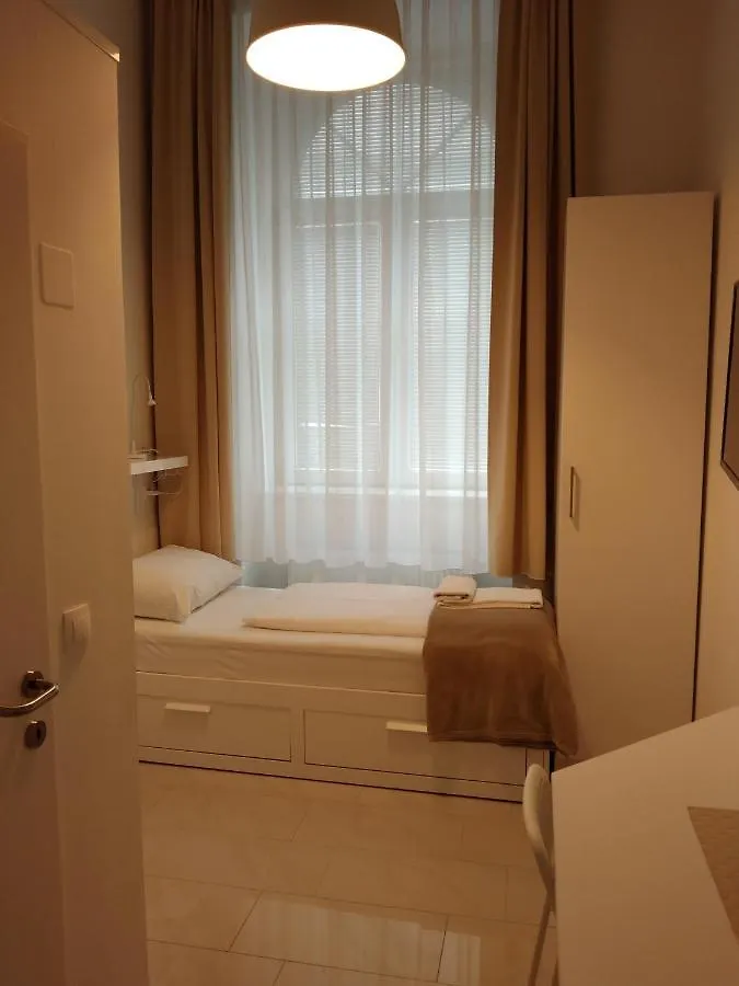 Guest house Ch-Hotel Luka Budget Vienna