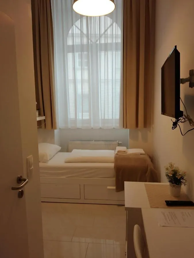 Ch-Hotel Luka Budget Vienna Guest house
